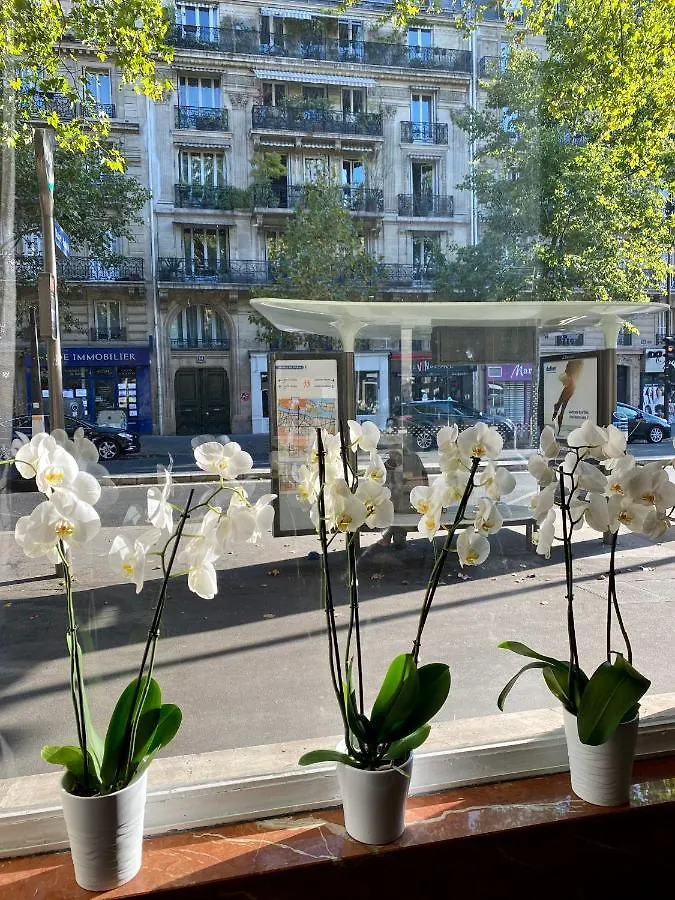 Hotel Studia París 0*,